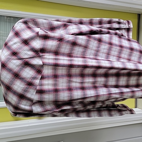 Roper Red And Black Plaid Pearl Button Up Top Size 1X - Picture 5 of 6